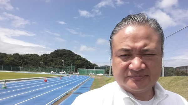 ウダウダ言うな！グチグチ愚痴るな！しっかりと受け止めて結果を出す視点で前向きに行動しろ！