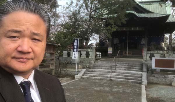 そんなこと誰が言ってんの？俺が確認するから名前を教えろよ！