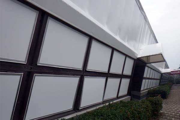 熊本県水産研究センター飼育実験棟屋根改修 (3)