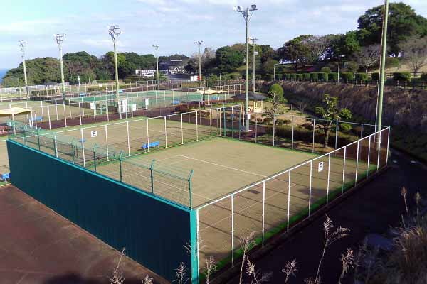 日向市サンパーク体育施設テニスコート 15年3月竣工 日向市サンパーク体育施設テニスコート 15年3月竣工