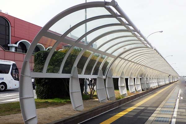 長崎空港道路駐車場ルーフ外1件工事