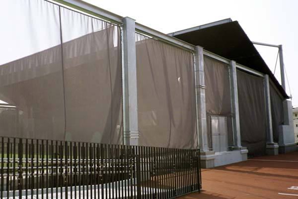 ③44222側面矢止めネット_ウォーミングアップガーデン０１ WEB紹介