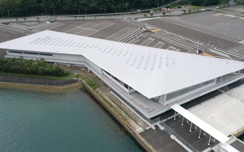 佐世保港浦頭地区屋根付通路整備（その2）工