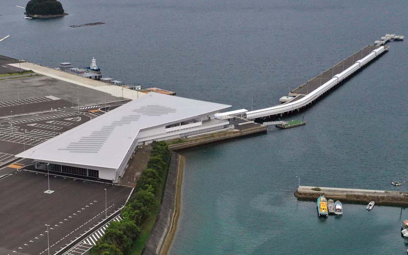 佐世保港浦頭地区屋根付通路整備（その2）工