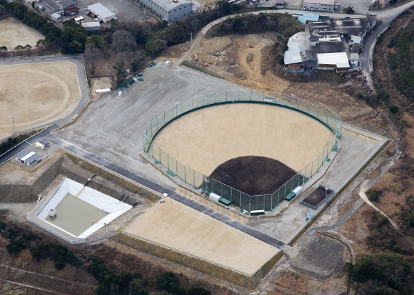 自由ヶ丘高等学校 野球場（航空写真）
